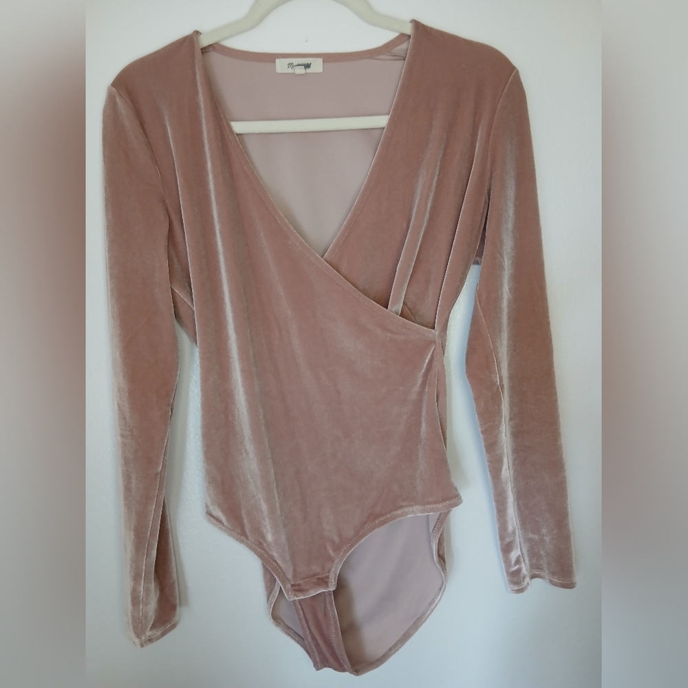 Madewell Velvet Wrap Bodysuit - Soft Pink